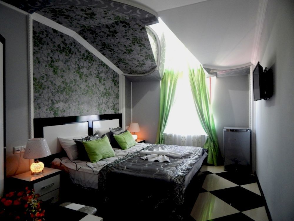 Lux Palace Hotel Kutaisi Luaran gambar